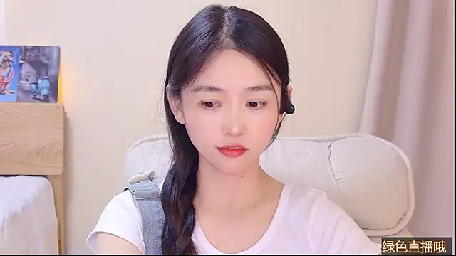 CN-Babycat online show from March 18, 2026, 3:37 pm