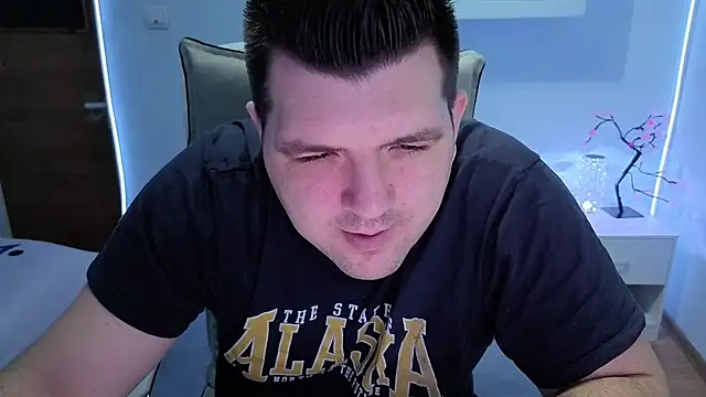 Snapshot of JasonJacks chatting on February 2, 2026, 4:11 am JasonJacks online show from February 2, 2026, 4:11 am