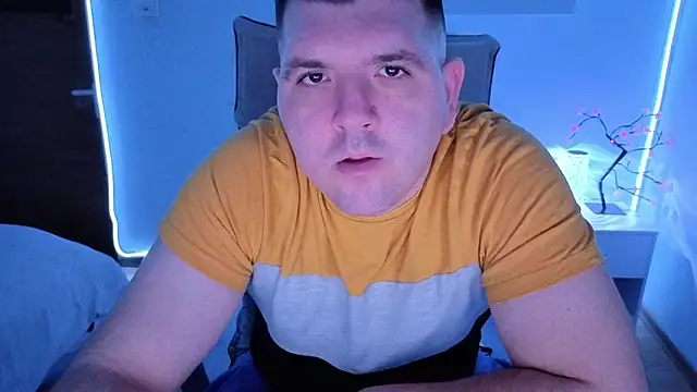 Snapshot of JasonJacks chatting on February 18, 2026, 5:14 am JasonJacks online show from February 18, 2026, 5:14 am