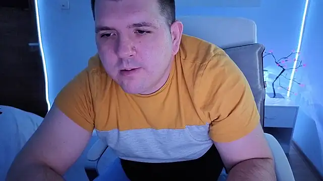 Snapshot of JasonJacks chatting on March 22, 2026, 5:44 am JasonJacks online show from March 22, 2026, 5:44 am