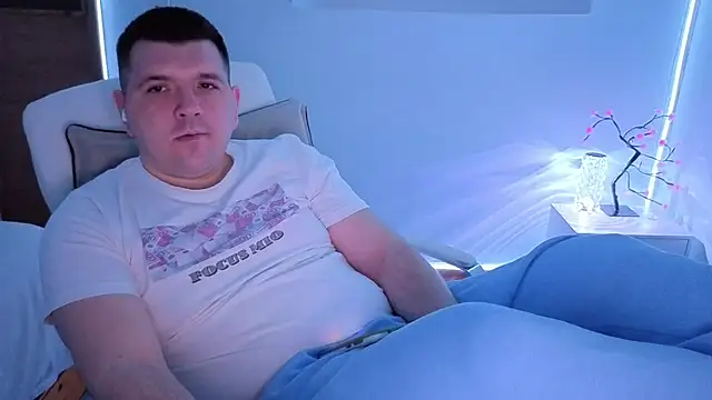 Snapshot of JasonJacks chatting on April 12, 2026, 3:44 am JasonJacks online show from April 12, 2026, 3:44 am