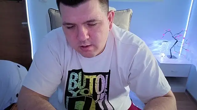 Snapshot of JasonJacks chatting on April 14, 2026, 5:46 am JasonJacks online show from April 14, 2026, 5:46 am