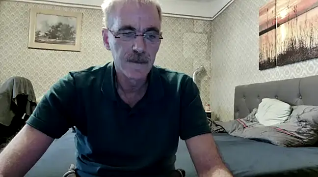 Snapshot of farock chatting on December 25, 2024, 6:52 pm farock online show from December 25, 2024, 6:52 pm