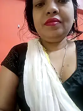 sunita-doll online show from October 3, 2025, 2:08 am