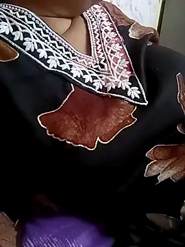 sunita-doll online show from December 21, 2025, 10:11 am