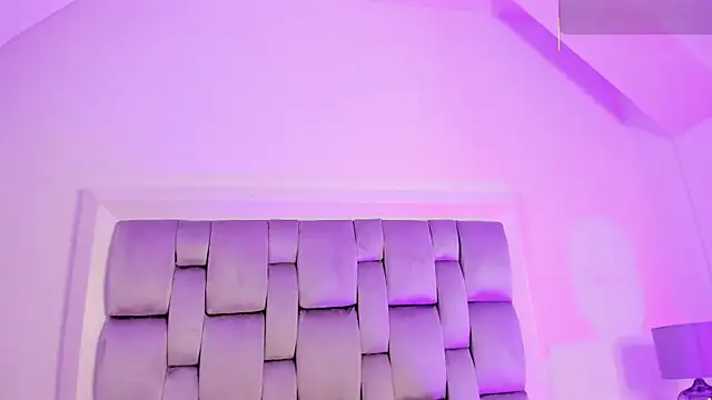 rebeca watsson online show from November 8, 2025, 2:28 pm