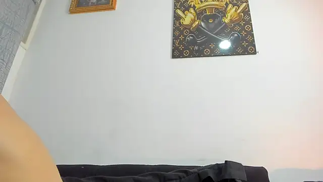 vincent carusso94 online show from March 16, 2025, 7:26 am