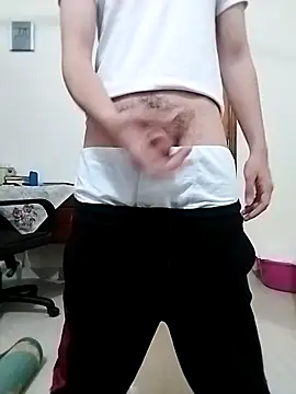 Snapshot of big_cock2182 chatting on February 14, 2026, 1:46 am big cock2182 online show from February 14, 2026, 1:46 am