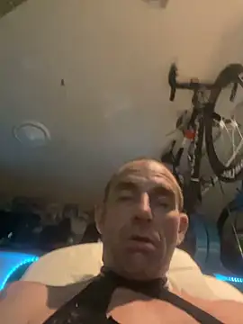 kinkycdslutsv online show from February 3, 2026, 5:40 pm