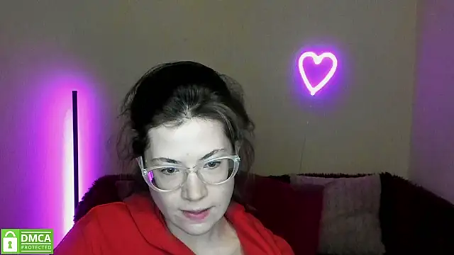 Alicia redfollow online show from March 7, 2025, 6:24 am