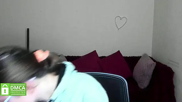 Alicia redfollow online show from October 27, 2025, 12:09 pm