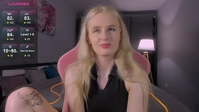 Molly Toads online show from January 28, 2025, 7:10 pm