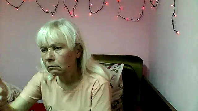 sakura blonde online show from March 10, 2026, 11:21 pm