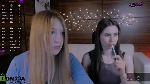 Snapshot of playful_sophie chatting on January 28, 2025, 5:54 am playful sophie online show from January 28, 2025, 5:54 am