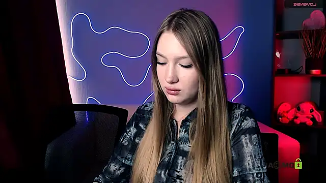 playful sophie online show from October 12, 2025, 11:42 am