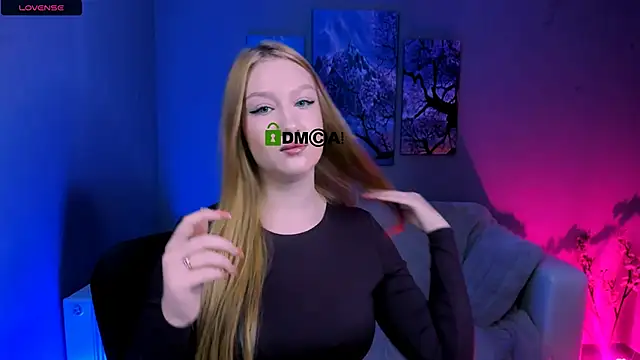 Snapshot of playful_sophie chatting on November 28, 2025, 10:40 am playful sophie online show from November 28, 2025, 10:40 am