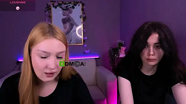 Snapshot of playful_sophie chatting on February 21, 2026, 8:43 pm playful sophie online show from February 21, 2026, 8:43 pm