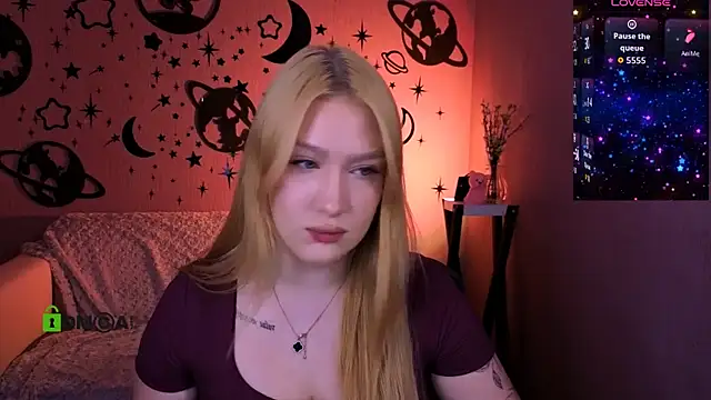 playful sophie online show from May 7, 2026, 7:30 pm