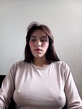 eriika deep  online show from October 3, 2025, 9:01 pm