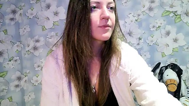 KattyLuuu online show from January 10, 2025, 11:39 pm