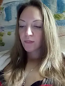 KattyLuuu online show from December 14, 2025, 9:25 am