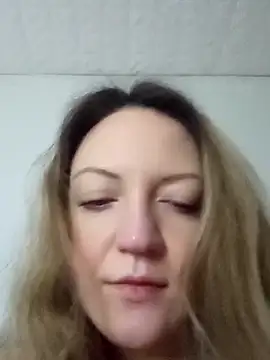 KattyLuuu online show from March 1, 2026, 10:06 am