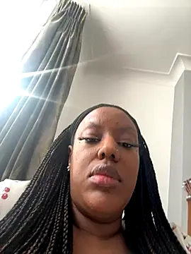 LavenderBuxton online show from October 24, 2025, 1:07 pm