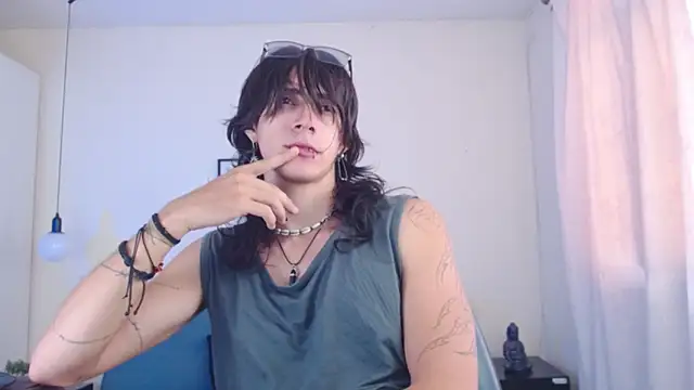 Snapshot of andreey50 chatting on February 18, 2025, 8:14 pm andreey50 online show from February 18, 2025, 8:14 pm