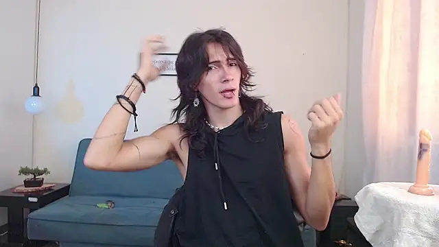 Snapshot of andreey50 chatting on February 23, 2025, 1:10 pm andreey50 online show from February 23, 2025, 1:10 pm