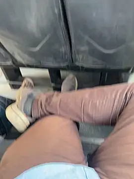 Hillz king 98 online show from February 5, 2026, 5:12 am