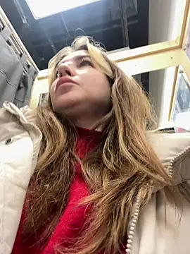 MayaMystic online show from February 10, 2025, 9:25 am