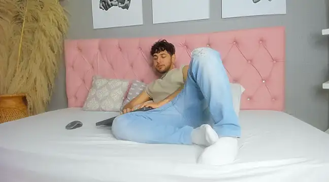 Samir bear online show from February 12, 2025, 12:33 pm