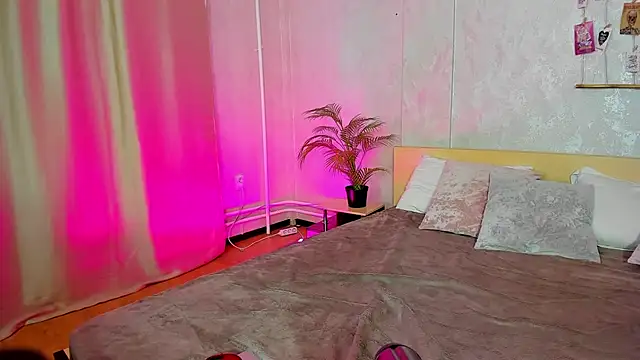 Cheryl  Brown online show from February 13, 2025, 4:43 am