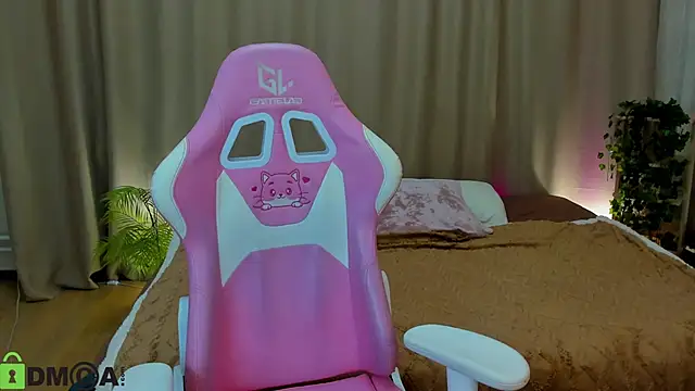 Cheryl  Brown online show from September 22, 2025, 12:01 am