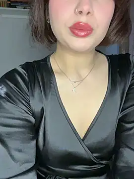 AmmyRich1 online show from April 15, 2026, 2:51 am