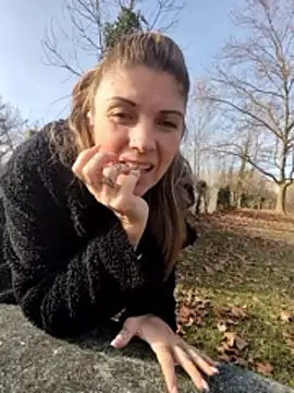 sansan2411 online show from January 13, 2026, 1:49 pm