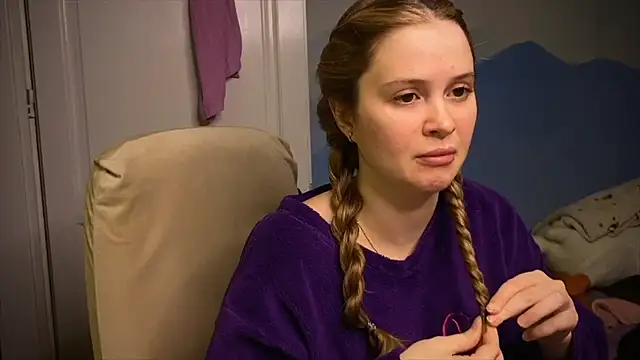 IlonaMurf online show from October 6, 2025, 5:43 pm