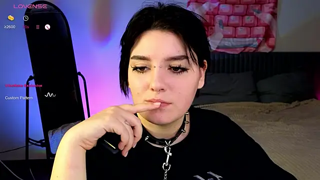 YumiYammy online show from January 6, 2025, 12:59 am