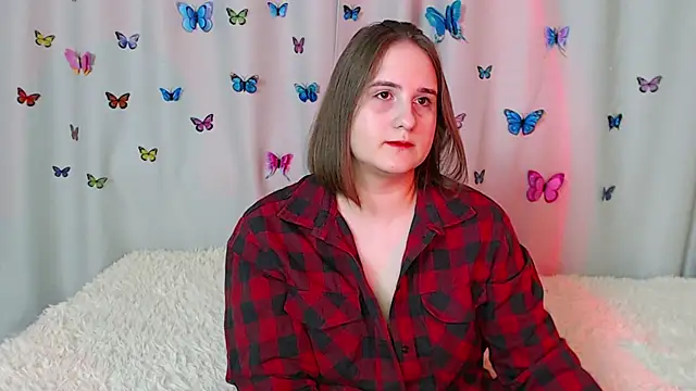 Snapshot of Phantommira chatting on December 25, 2024, 7:13 pm Phantommira online show from December 25, 2024, 7:13 pm