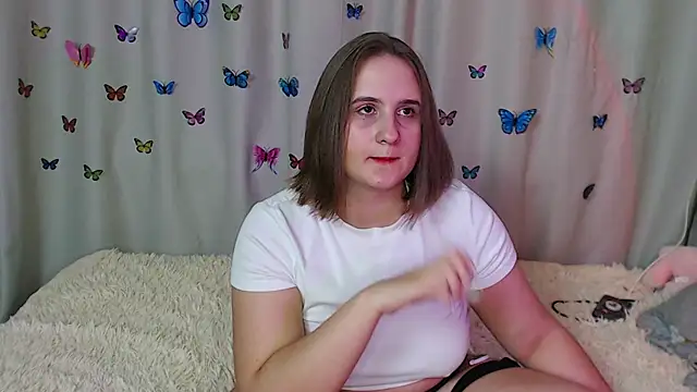 Snapshot of Phantommira chatting on January 7, 2025, 9:46 pm Phantommira online show from January 7, 2025, 9:46 pm