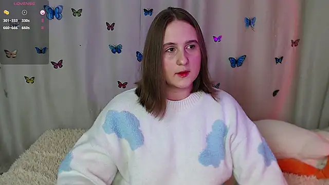 Snapshot of Phantommira chatting on February 27, 2025, 7:37 pm Phantommira online show from February 27, 2025, 7:37 pm