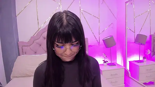 Snapshot of RoseCassie chatting on January 26, 2025, 1:15 pm RoseCassie online show from January 26, 2025, 1:15 pm