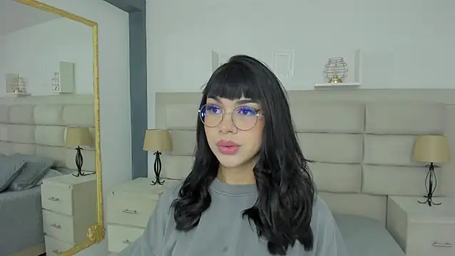Snapshot of RoseCassie chatting on February 14, 2025, 12:57 pm RoseCassie online show from February 14, 2025, 12:57 pm