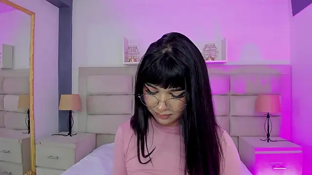 Snapshot of RoseCassie chatting on February 26, 2025, 4:45 pm RoseCassie online show from February 26, 2025, 4:45 pm