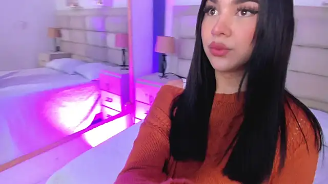 Snapshot of RoseCassie chatting on September 20, 2025, 1:56 pm RoseCassie online show from September 20, 2025, 1:56 pm