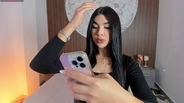 RoseCassie online show from April 17, 2026, 2:20 pm