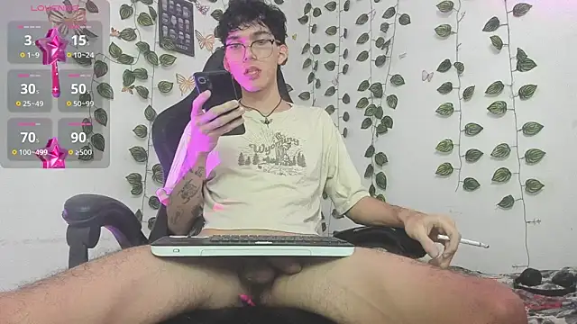 skinny dann online show from March 21, 2025, 2:39 am