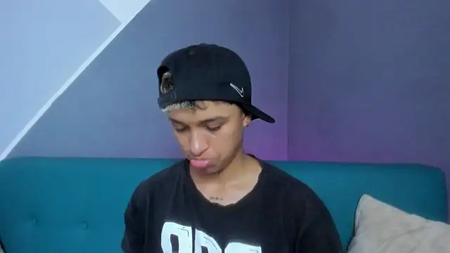 Dominick jones online show from March 19, 2025, 6:23 pm