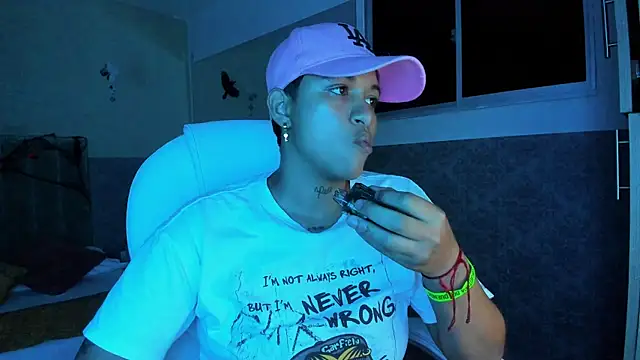 Dominick jones online show from October 14, 2025, 4:57 am