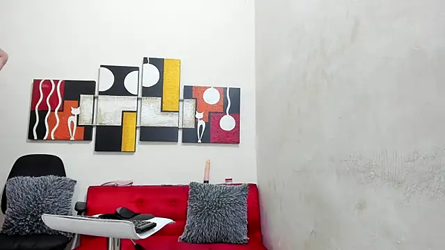 Mariana 16  online show from February 7, 2025, 8:31 pm